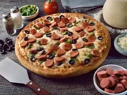 بيتزا هوت دوج